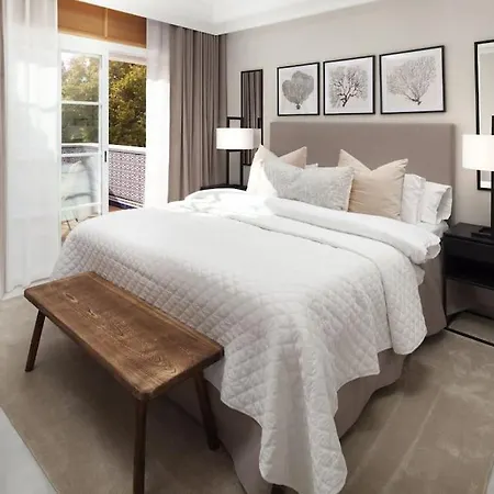 Villa Treetops - Family With Heated Pool In Marbella