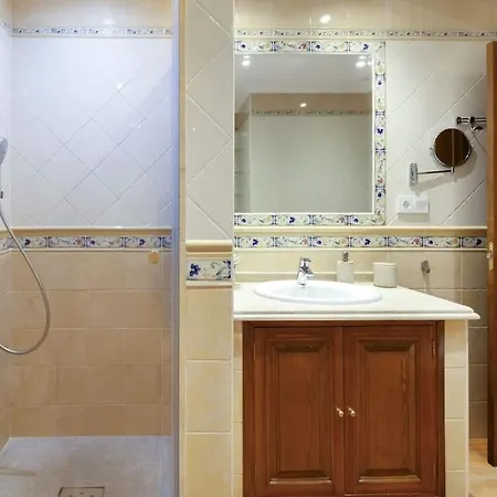 Villa Treetops - Family With Heated Pool In Marbella